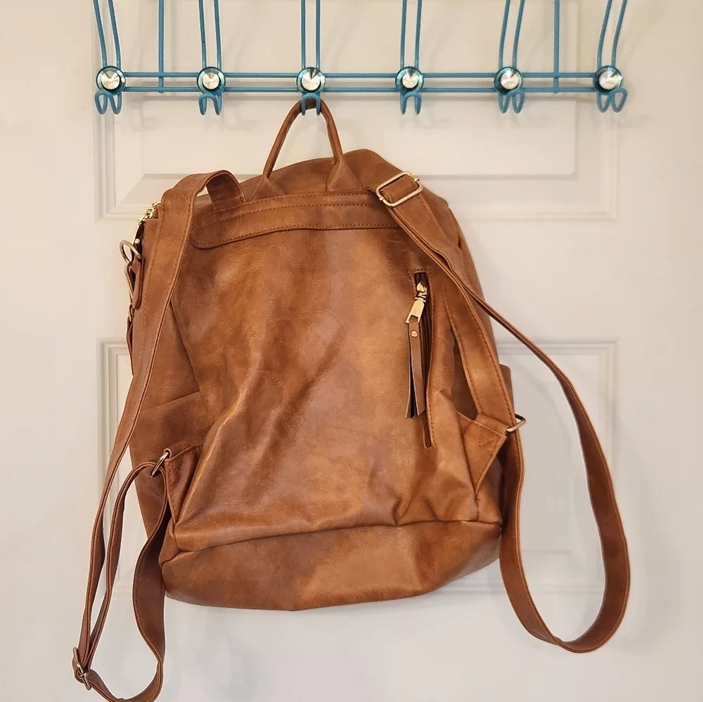 NWOT Modern & Chic‎ Women's Brielle Convertible Bag Camel Brown Boho Colorful #O
